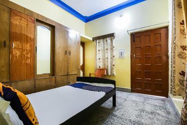 هتل Spot On Cherish Guest House