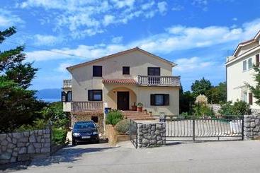 آپارتمان‌های توریست‌ها Apartment Pampas