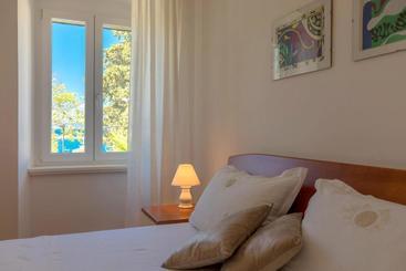 Apartments Ivona