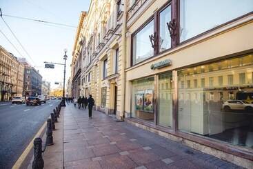 آپارتمانهای توریستها Exclusive Living City Centre   Sleeps 20