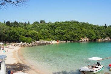 ツーリストアパートメント Sivotahomes Luxury