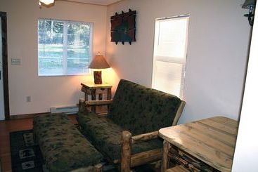 Triple R Cottages: 3