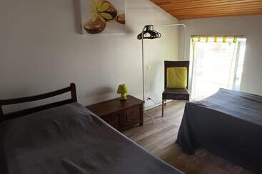 ユースホステル Gîte D étape Zuharpeta Randonneur Pèlerin