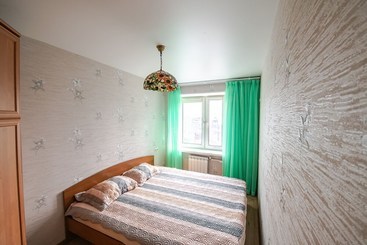 דירות לתיירים Apartment On Leonova 21a