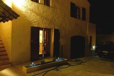 بنسيون Les Pucines