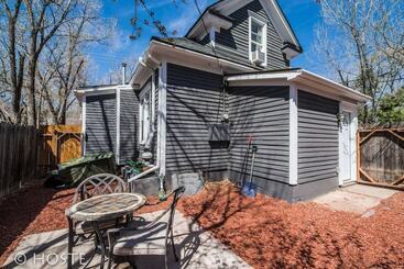 별장 3 Br Beautifully Restored 1890`s Homedowntown