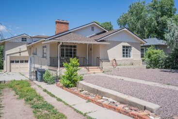 茅舍 4 Bedroom Mountain View With Firepit & Ping Pong