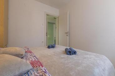 Apartment Cherry 2