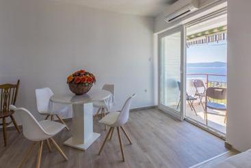 Apartment Vedry