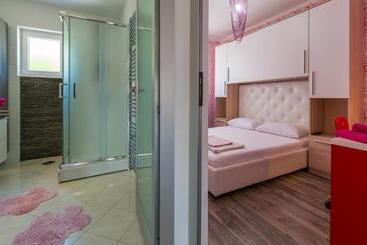 Жильё для туристов Apartments Kety