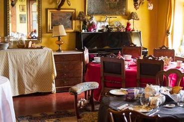 تختخواب و صبحانه Le Manoir Du Meldick