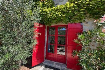 ベッドアンドブレックファースト Mas Lo Faix