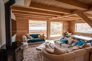 Chalet La Cime Des Peyrons 1