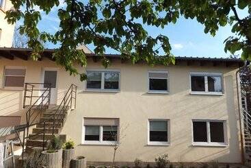 آپارتمان‌های توریست‌ها Monteurhaus Neumann