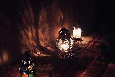 پانسیون Auberge L'oasis Mhamid