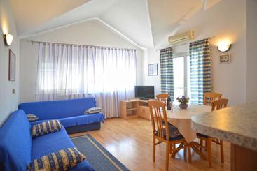 Apartments Divna