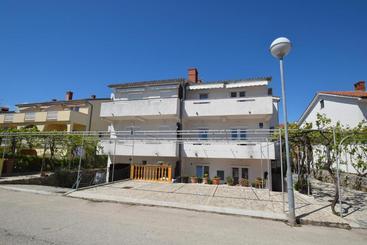 آپارتمانهای توریستها Apartments Vanja