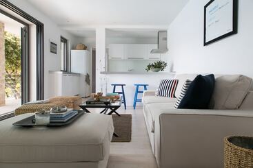 관광객 아파트 Beachfront Villa Poseidon With Heated Pool