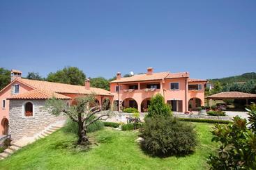 Отель Lina In Ripenda  Istrien