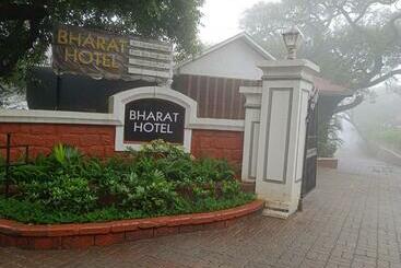 Отель Bharat
