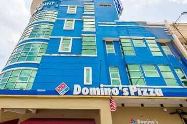 فندق Centre Point Tampin