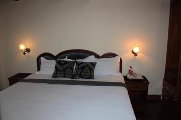 בית מלון כפרי Lady Horton Bungalow