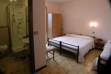 בית מלון כפרי Albergo Ristoranteparco Alle Nocitra La Cascata Delle Marmore,labro E Valle Santa Di S Francesco