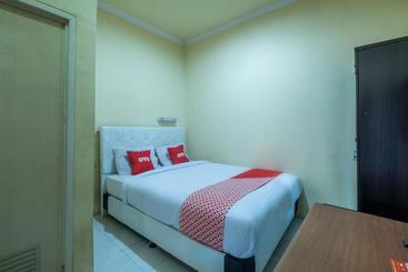 Hotel Oyo 2025 Pondok Wahidin
