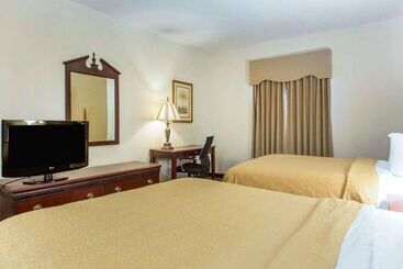 酒店 Comfort Inn & Suites Patriots Point