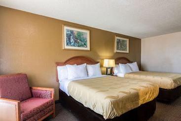 فندق Quality Inn Shawnee I40