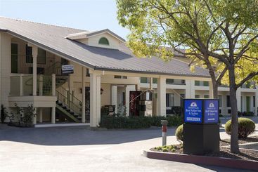酒店 Americas Best Value Inn & Suites - Wine Country