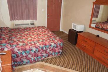 هتل Red Carpet Inn Absecon