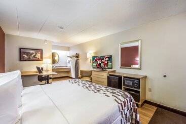 בית מלון כפרי Red Roof Inn Detroit  Plymouth/ Canton