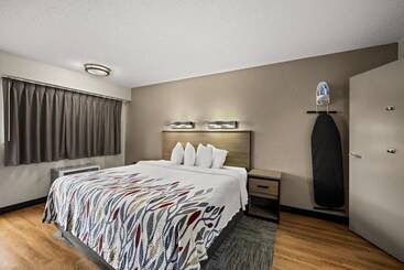 호텔 Red Roof Inn Detroit  Royal Oak/ Madison Heights