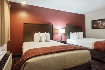 Отель Red Roof Inn Oklahoma Airport I 40 W Fairgrounds