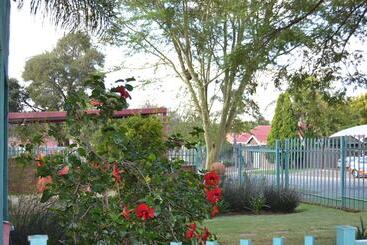 ツーリストアパートメント Africa Emerald At 47 Petronella