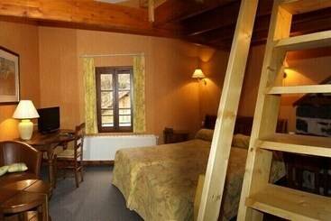 Отель Auberge De Mazayes