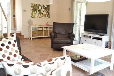 דירות לתיירים Portville Villas By Villa Safiya