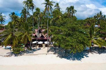 هتل Pyramid Beach Resort