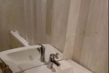 فندق Nutshellairport Retreat By The Sea