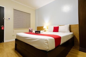 پانسیون Reddoorz Plus Near Mendoza Park