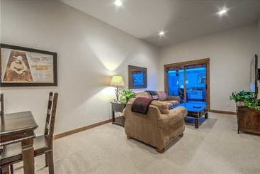 Soaring Eagle Chalet