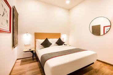 酒店 Townhouse Pipliyahana Square