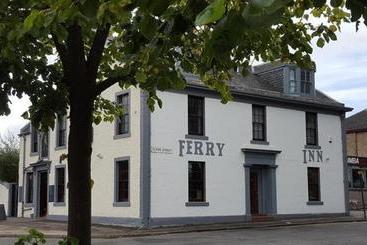 هاستل The Ferry Inn
