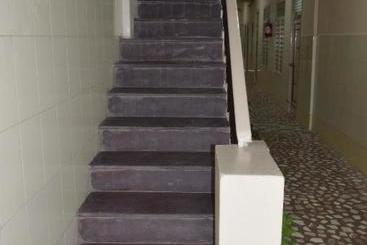 هتل Athidhi Inn
