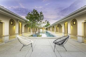 בית מלון כפרי Bara Bara  Budget Satun  Sha Plus