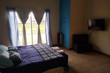 هتل آپارتمان Diez Apart