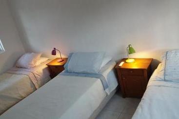پانسیون Hostal Casa 95