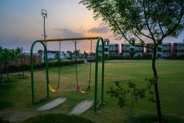 酒店 Vrinda Anandam Resort