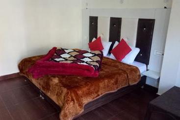 پانسیون Jagdarshan Guest House